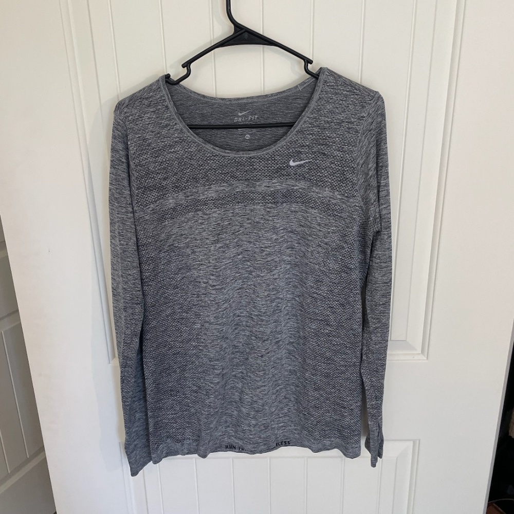 Nike Long Sleeve Exercise Top